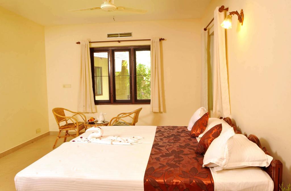 Ananda Lakshmi Ayurveda Retreat Hotel Chowara Phòng bức ảnh