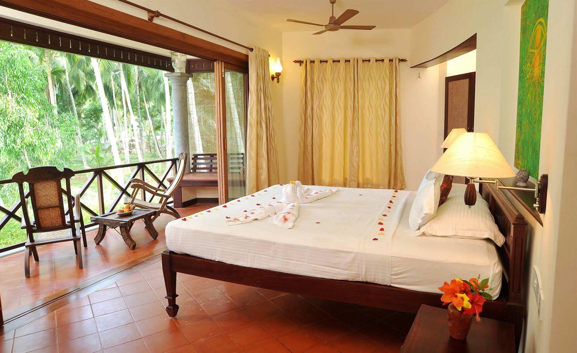 Ananda Lakshmi Ayurveda Retreat Hotel Chowara Ngoại thất bức ảnh