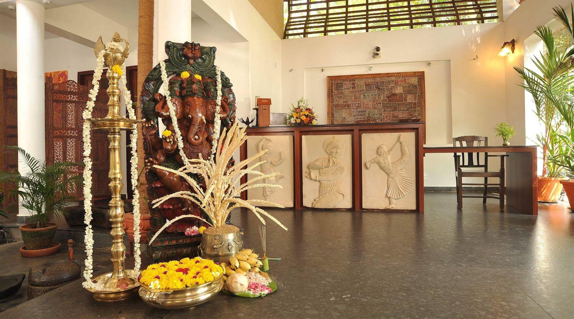 Ananda Lakshmi Ayurveda Retreat Hotel Chowara Ngoại thất bức ảnh